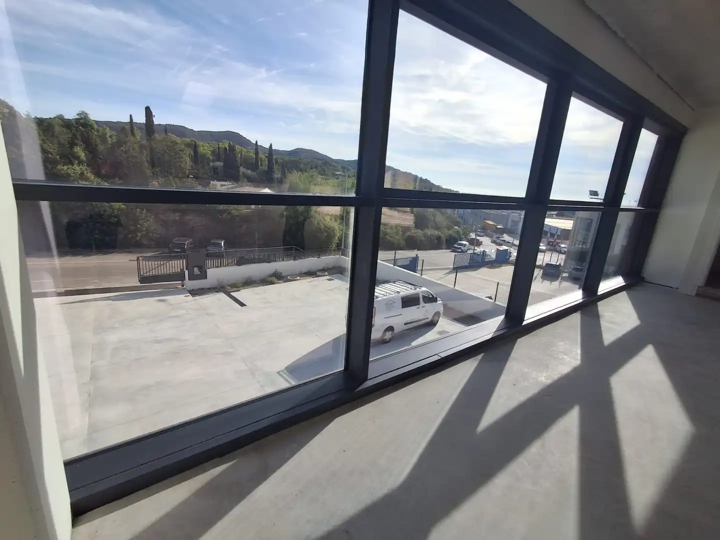 Nave industrial de alquiler en Sitges con Alarma