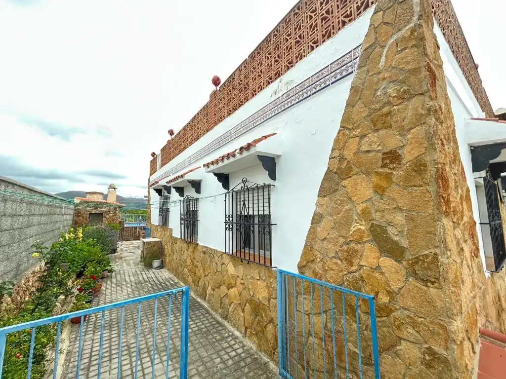 Vista exterior de Finca rústica en venda en Sagunto / Sagunt