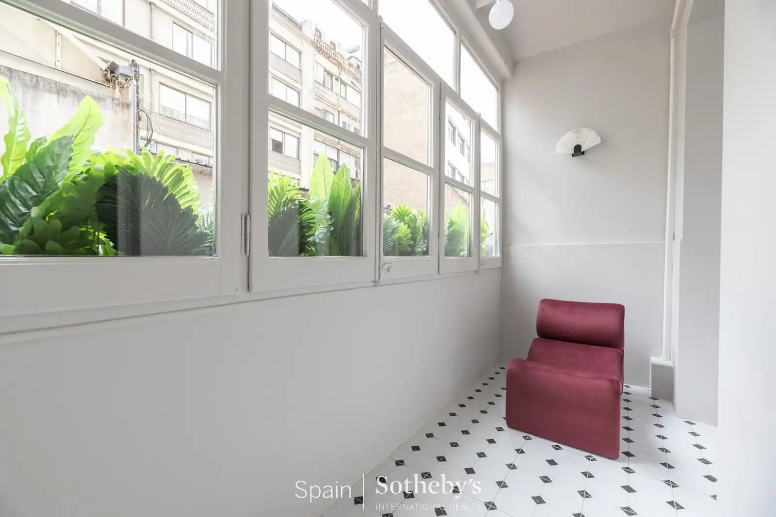 Terrassa de Apartament en venda en Barcelona amb Aire condicionat