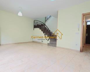 Duplex for sale in Babilafuente  with Heating, Terrace and Alarm