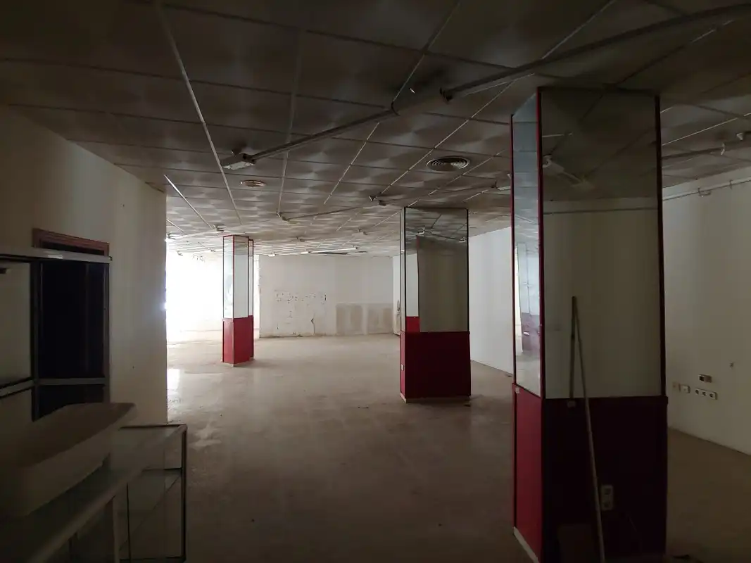 Gewerbefläche zur Miete in Carrer de Plus Ultra, imagen 13