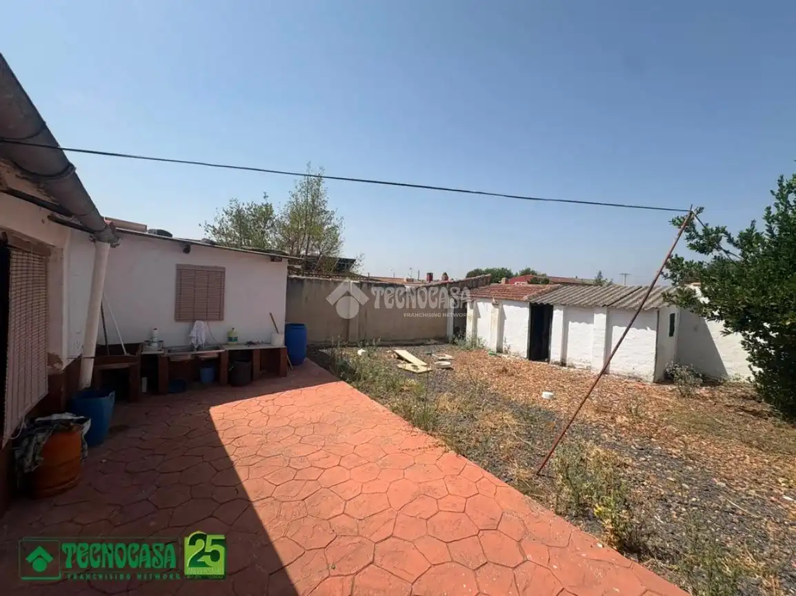 Casa adosada en venda en Piedrabuena