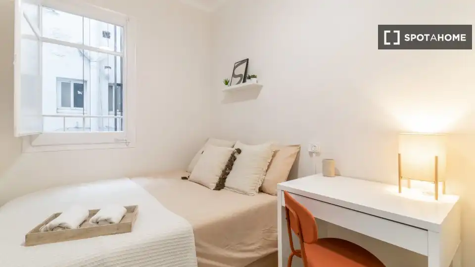 Room in El Bon Pastor