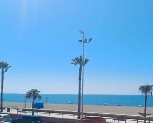 Vista exterior de Casa o xalet en venda en Vélez-Málaga amb Terrassa