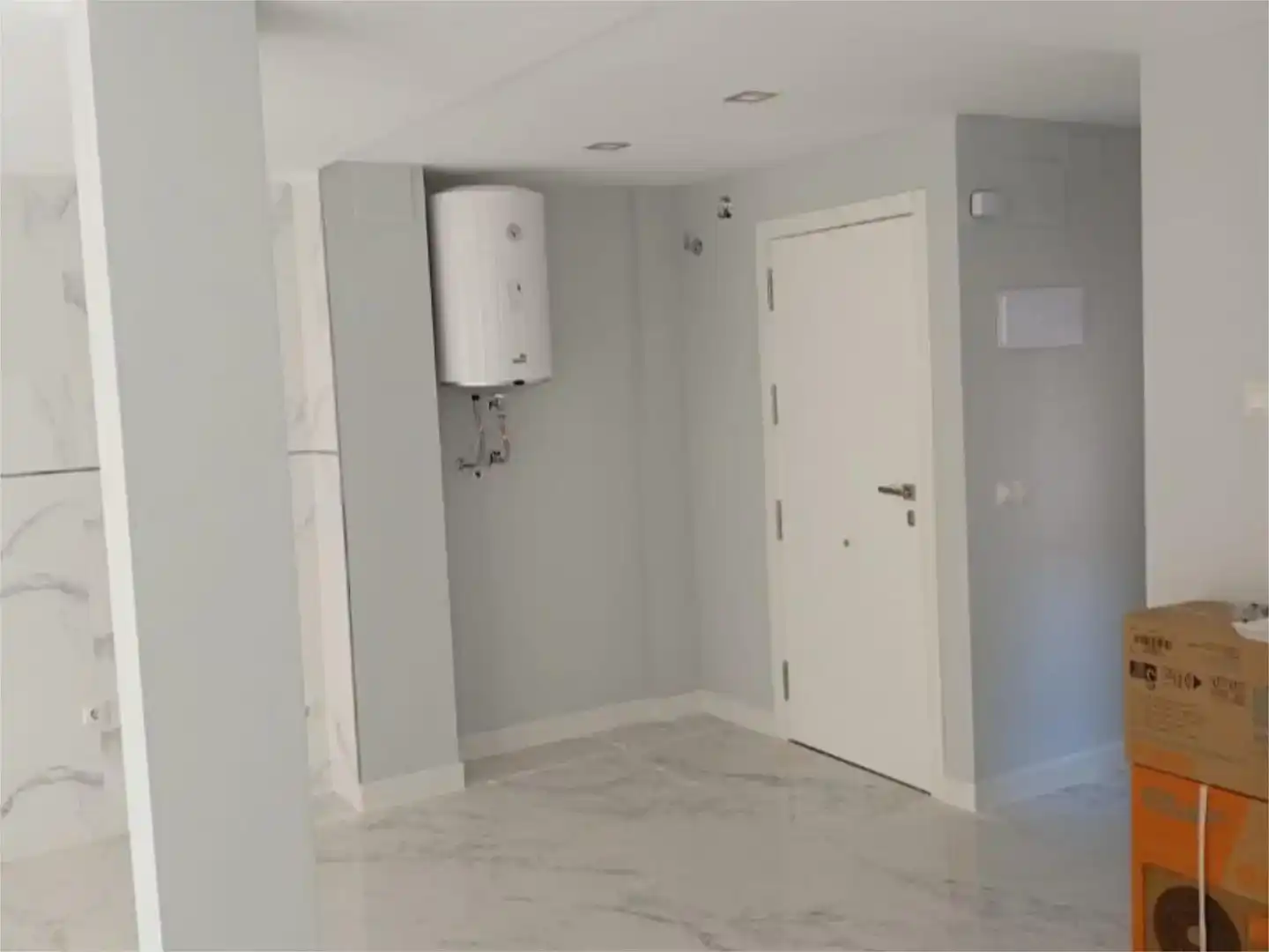 Bany de Pis en venda en Lucena amb Aire condicionat i Balcó