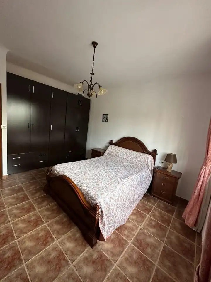 Dormitori de Casa o xalet en venda en Cuevas del Campo amb Aire condicionat, Jardí privat i Traster