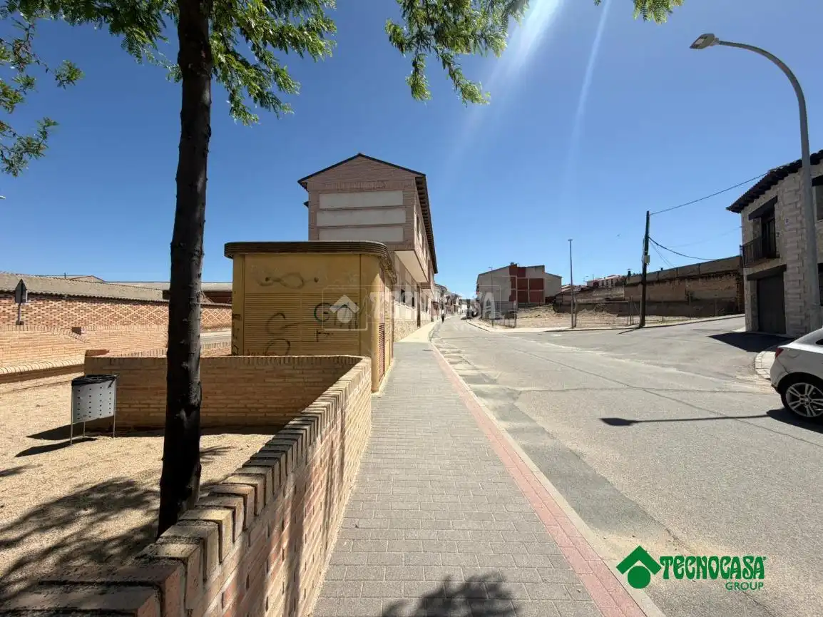 Vista exterior de Piso en venta en Escalonilla