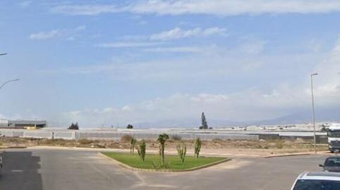 Foto 2 de Casa o xalet en venda a Calle Puerto Ragua (r), Roquetas Pueblo, Almería