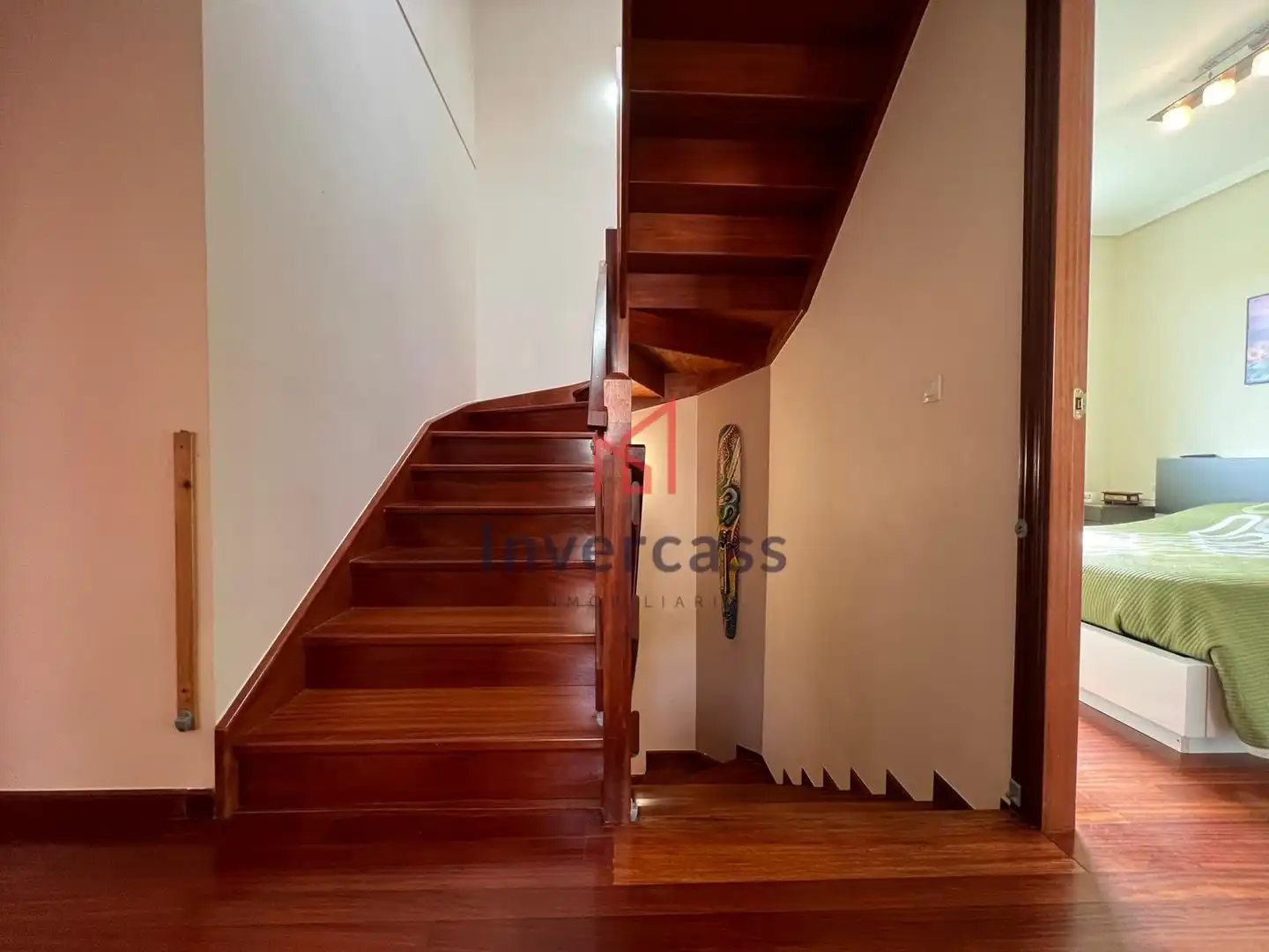 Casa adosada en venta en Castro-Urdiales con Calefacción, Jardín privado y Terraza