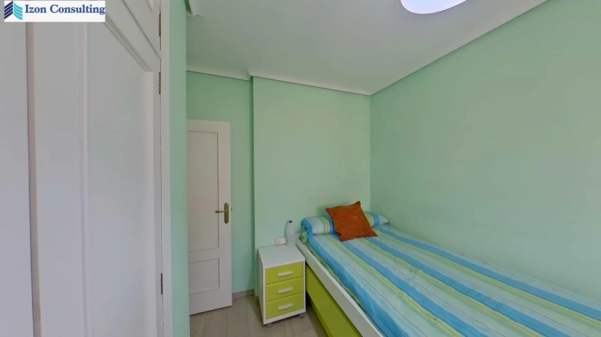 Habitación de Piso en venta en Albacete con Calefacción, Trastero y Balcón