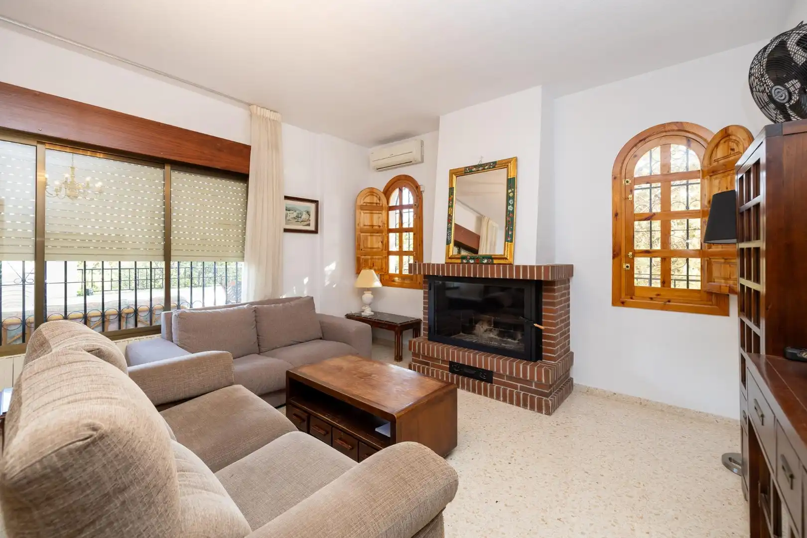 Villa mit Pool zum Verkauf in Calle Lindaraja, imagen 9