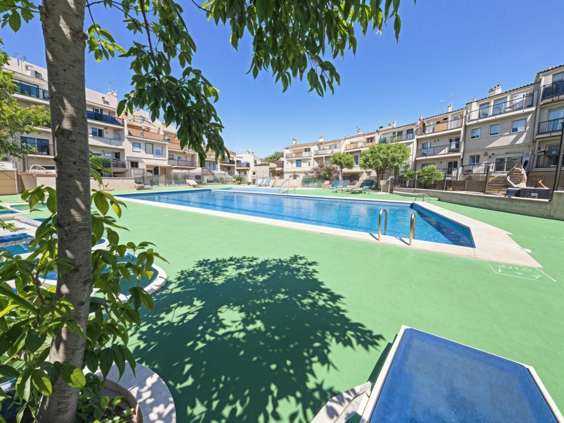 Exterior view of Single-family semi-detached for sale in Blanes  with Heating, Terrace and Balcony