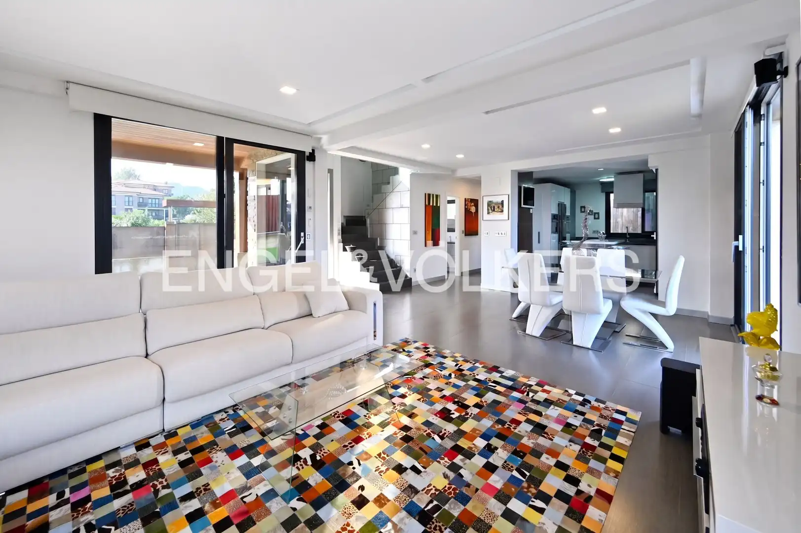 Sala d'estar de Casa o xalet en venda en Piélagos amb Calefacció, Jardí privat i Terrassa