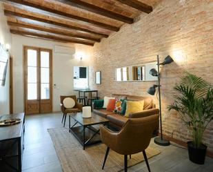 Sala d'estar de Pis de lloguer en  Barcelona Capital amb Aire condicionat, Moblat i Rentadora