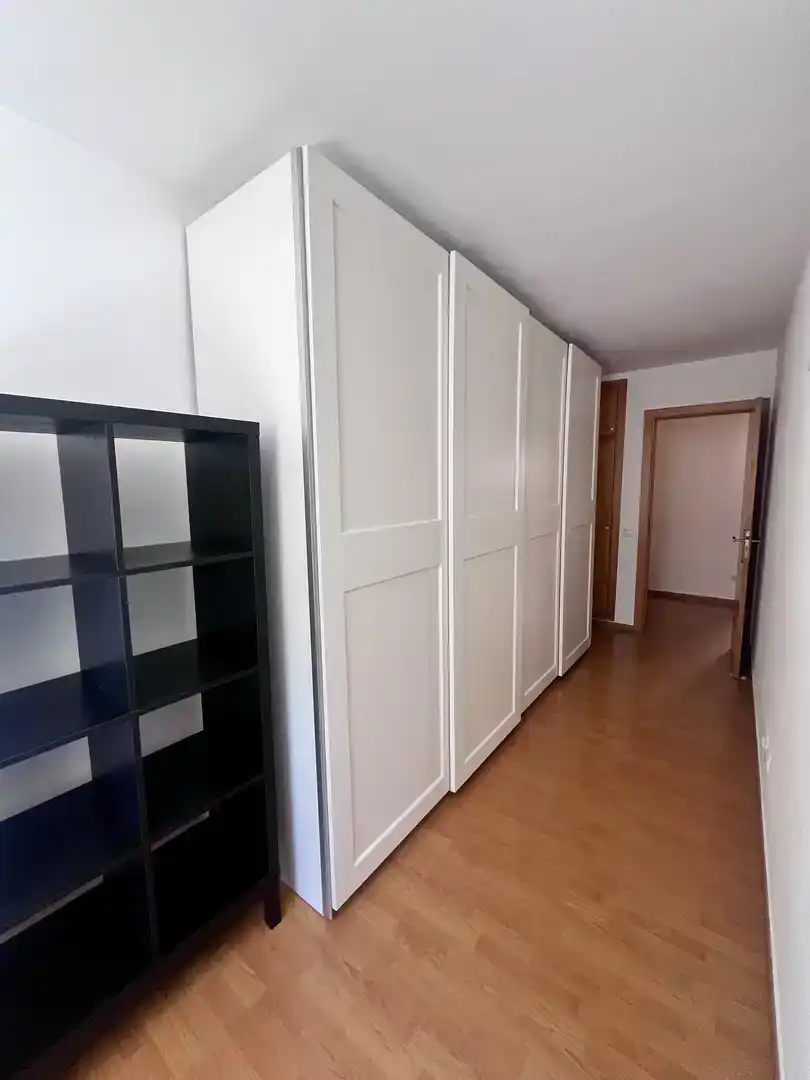 Habitación de Piso de alquiler en  Palma de Mallorca con Aire acondicionado, Parquet y Amueblado