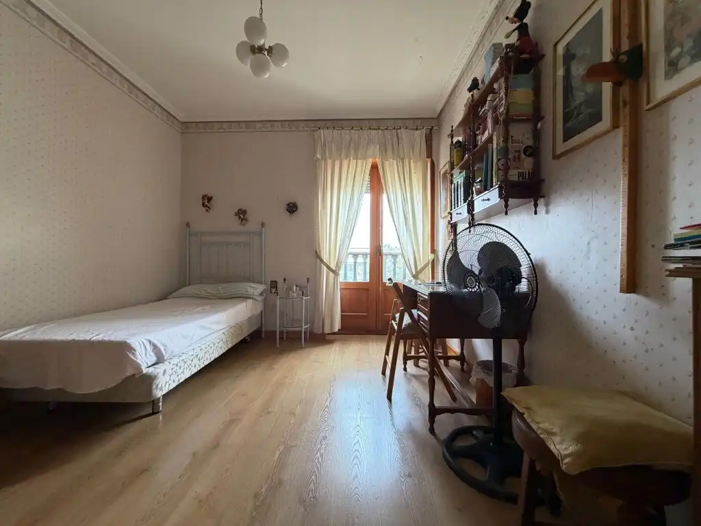 Schlafzimmer von Dachboden zum Verkauf in Segorbe
