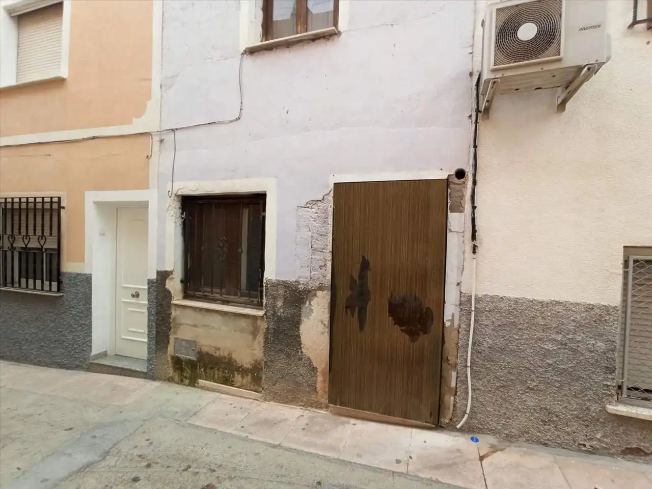 Casa adosada en venda a Carmen, Mula
