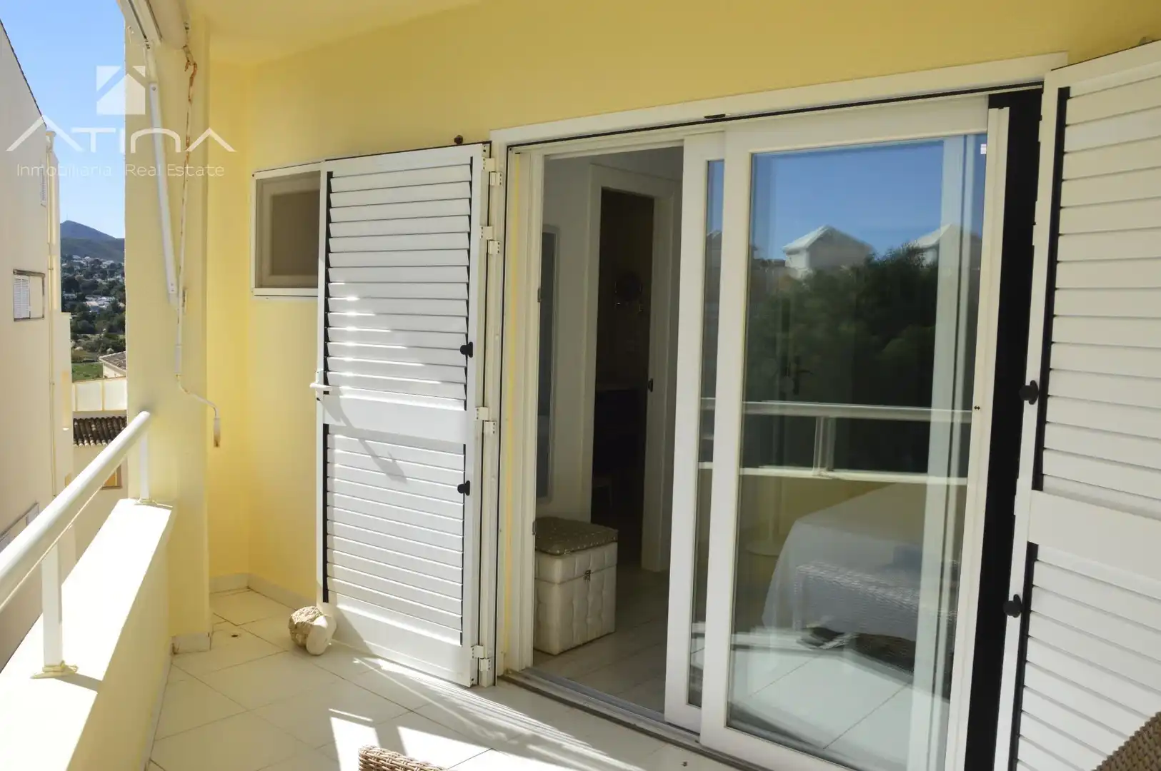 Terrasse von Maisonette zum Verkauf in Jávea / Xàbia mit Klimaanlage, Heizung und Privatgarten
