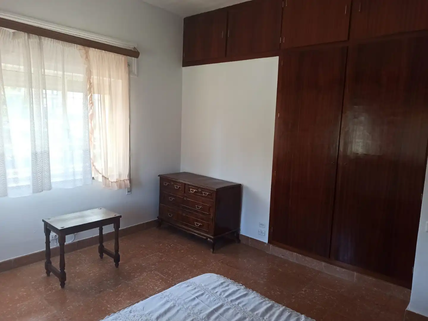 Dormitori de Casa o xalet en venda en Jaén amb Jardí privat, Terrassa i Traster