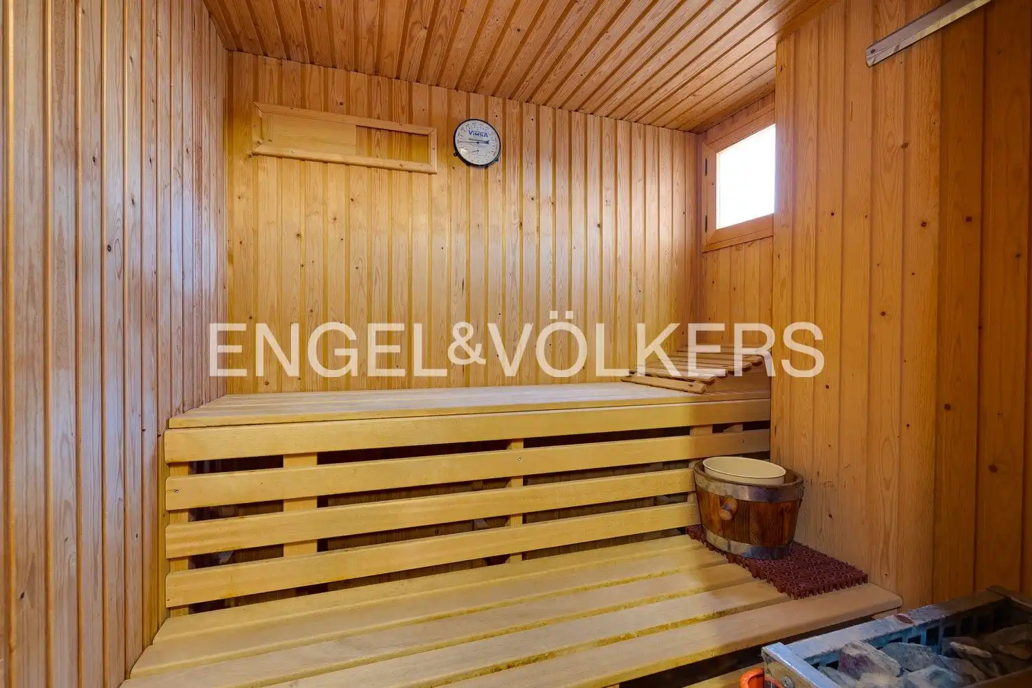 Flat for sale in Torrevieja  with Air Conditioner, Heating and Private garden