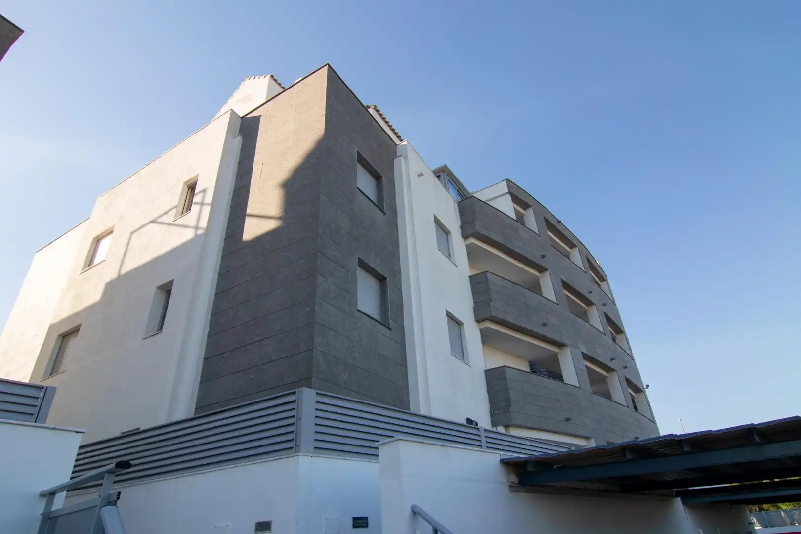 Vista exterior de Apartamento en venta en Dénia con Aire acondicionado, Calefacción y Terraza