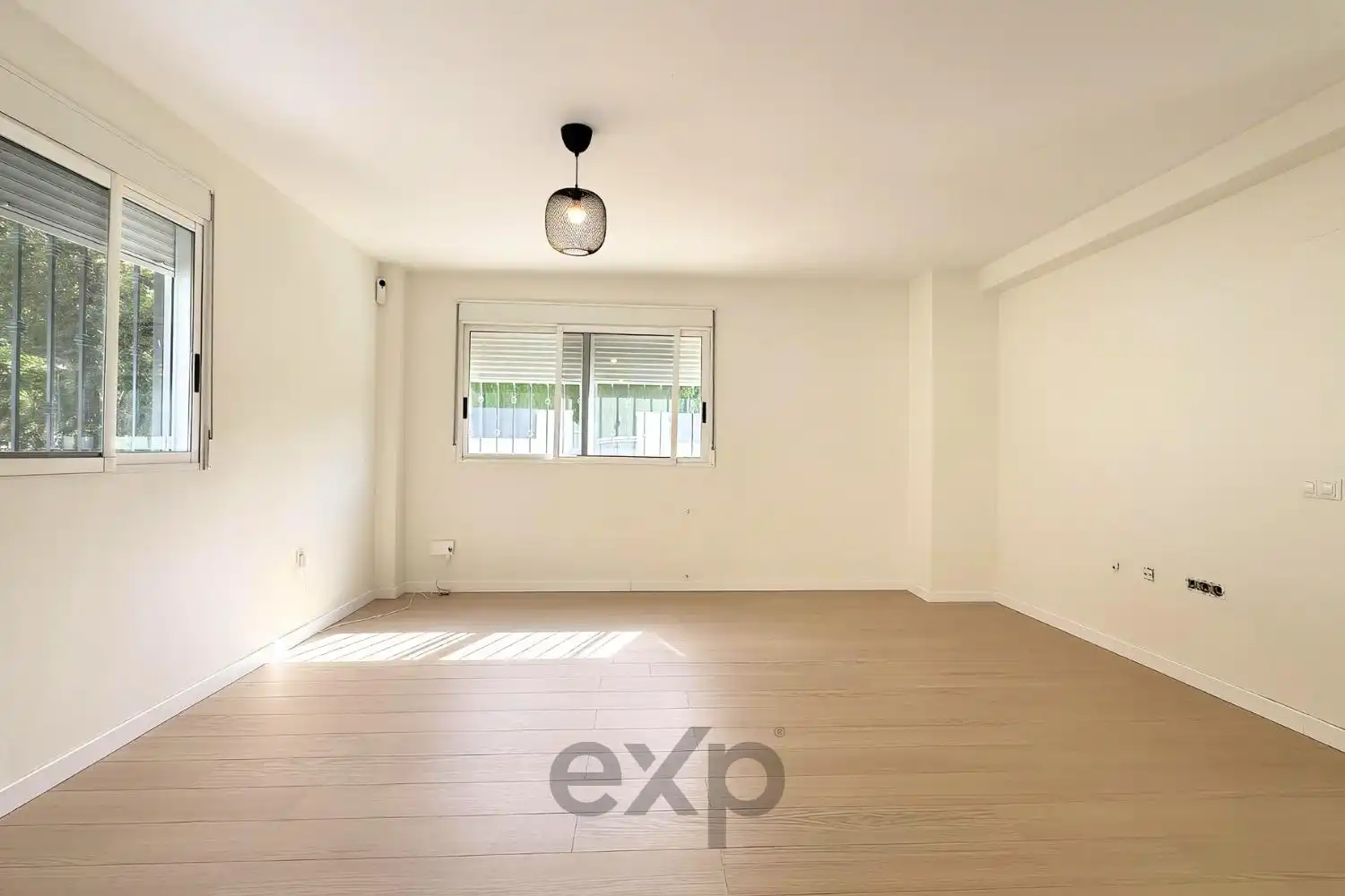 Sala de estar de Casa o chalet en venta en Riba-roja de Túria con Aire acondicionado, Jardín privado y Terraza
