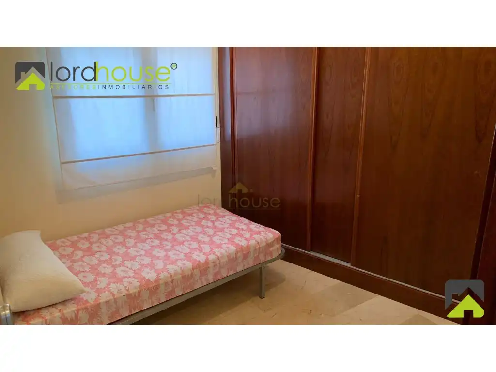 Dormitori de Apartament en venda en Lorca