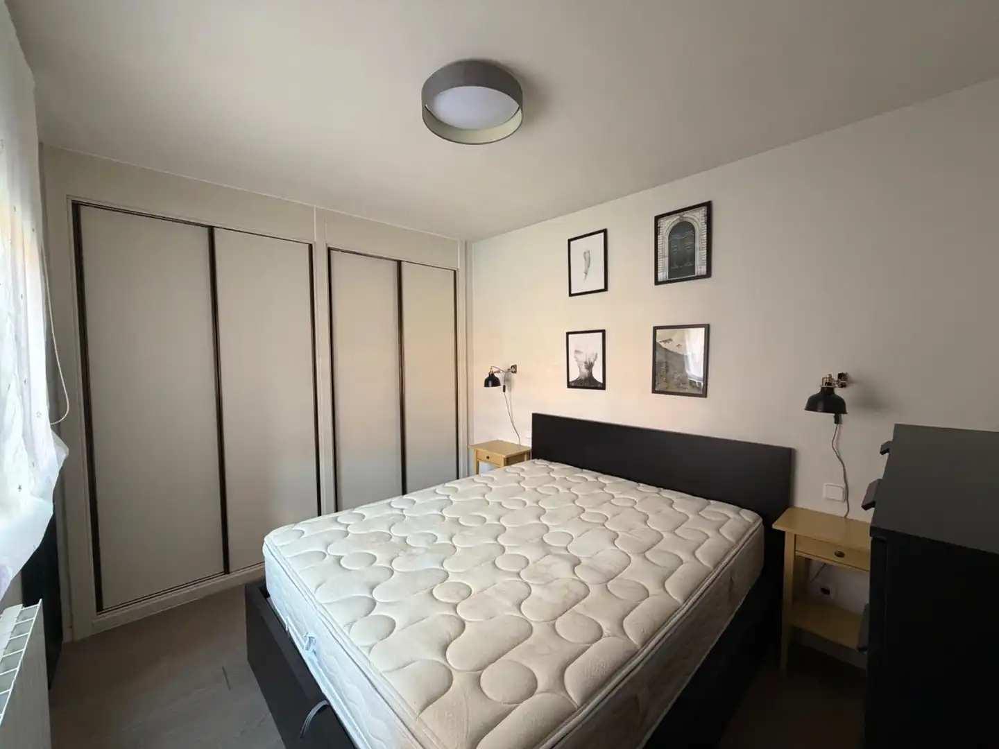Habitación de Piso de alquiler en Alcobendas con Aire acondicionado, Calefacción y Piscina comunitaria
