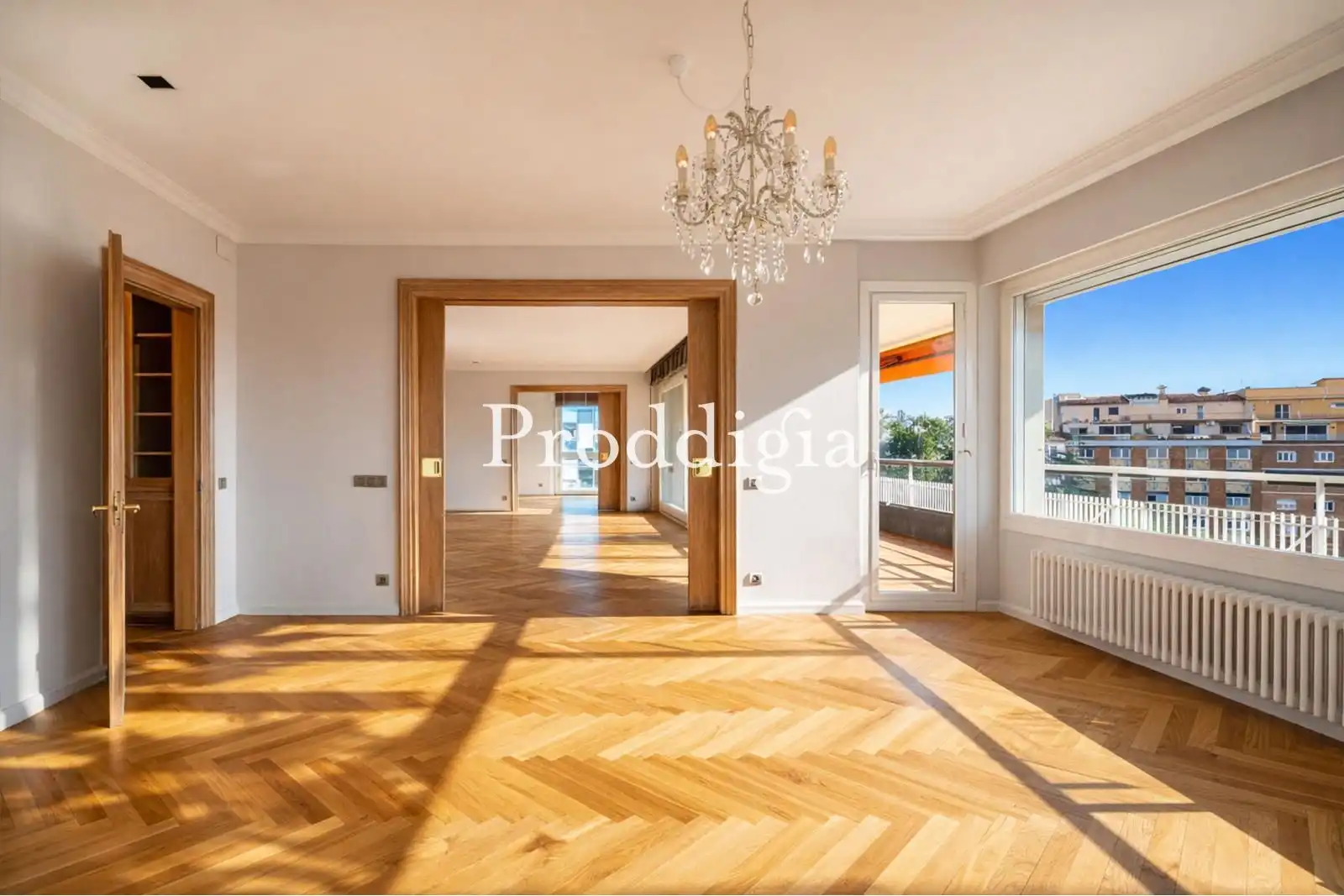 Flat for rent in Barcelona  with Air Conditioner, Heating and Terrace