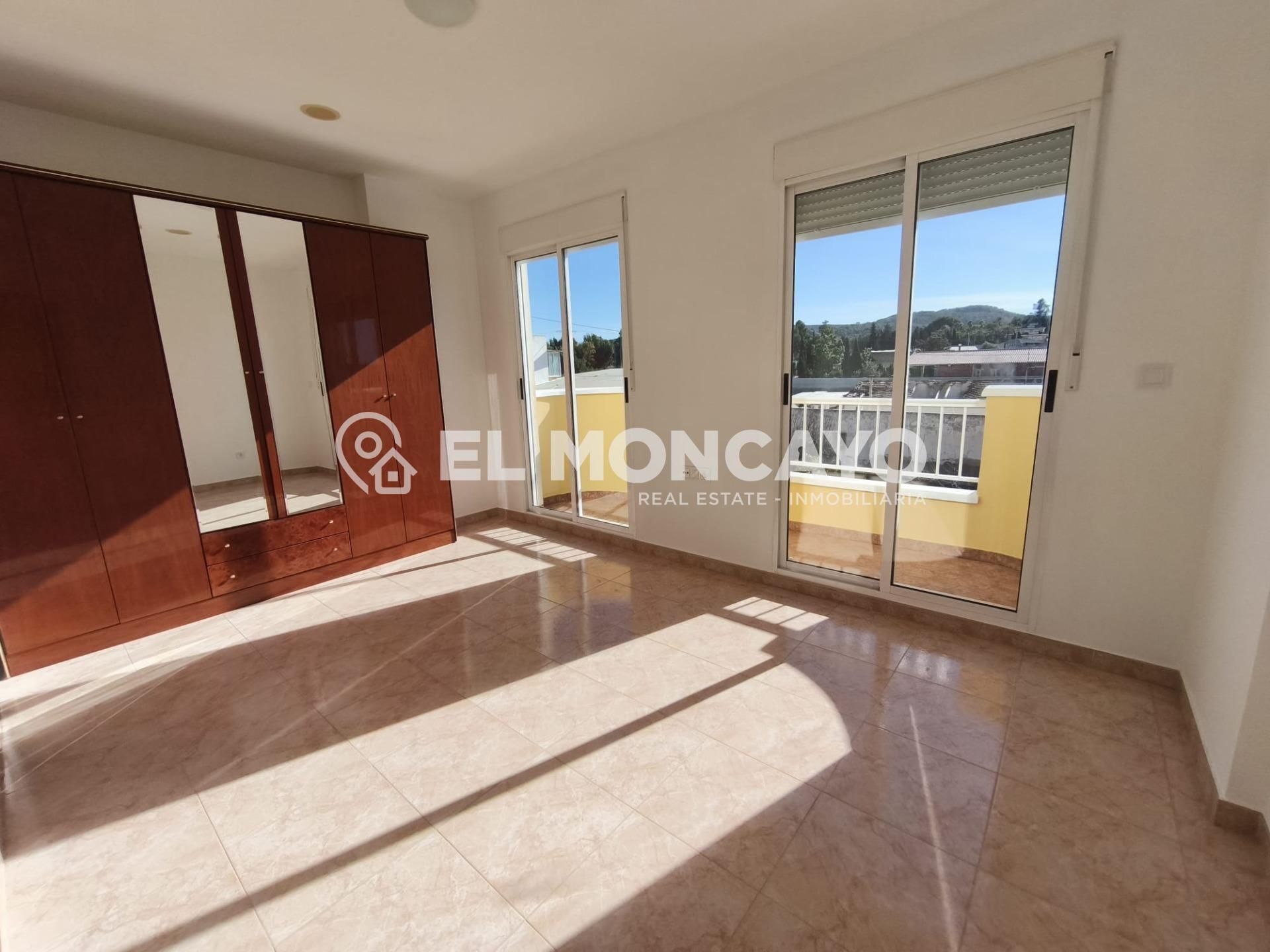 Exterior view of Single-family semi-detached for sale in Benejúzar  with Air Conditioner, Terrace and Storage room