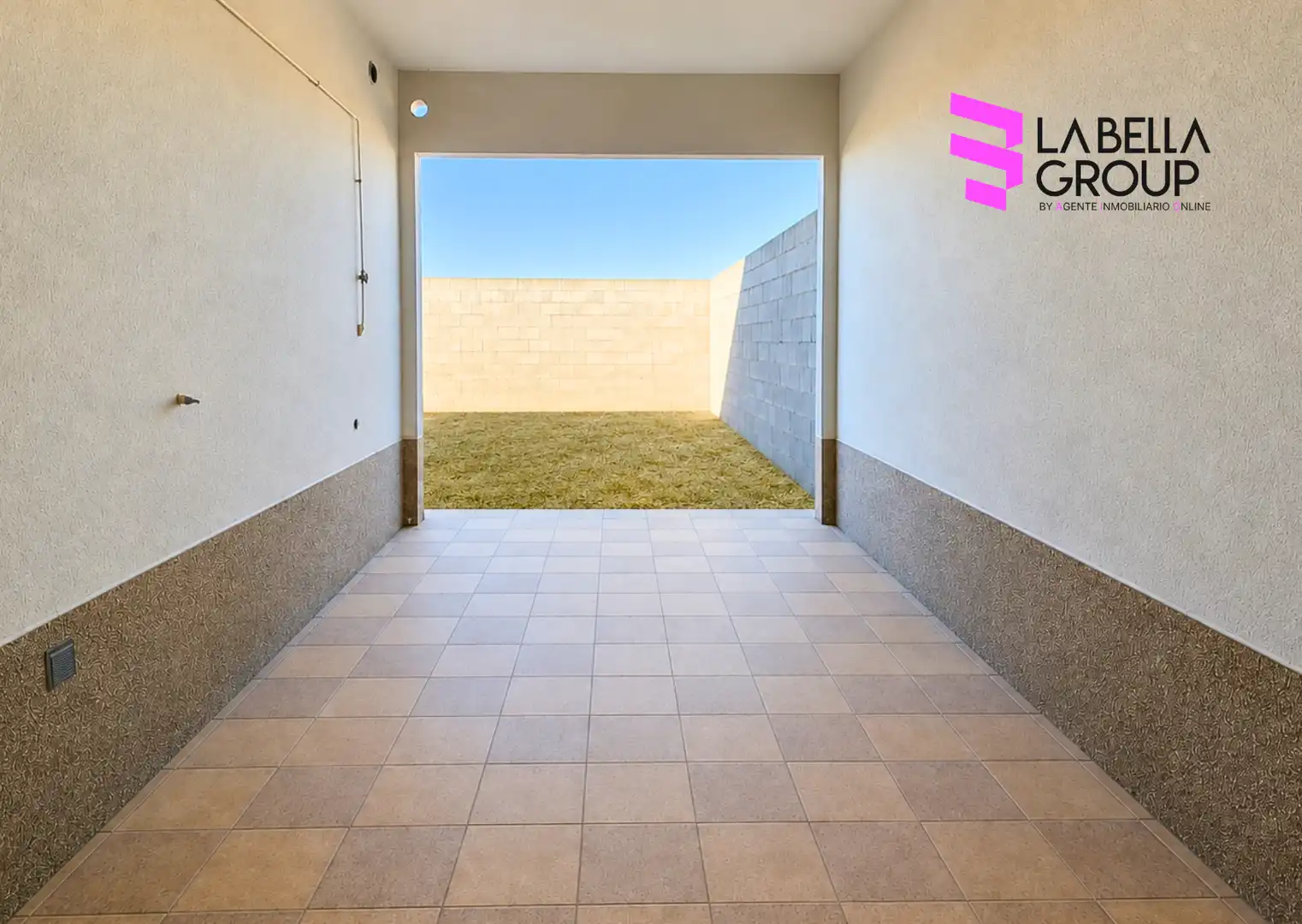 Adosado con jardín en venta en Calle Rafael Alberti, imagen 3