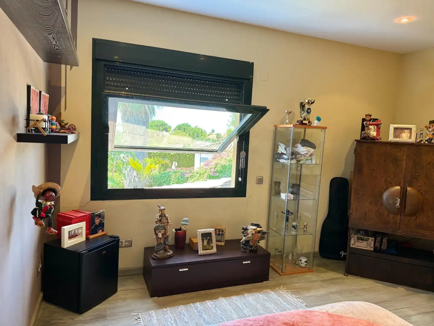 Sala de estar de Casa o chalet en venta en Gelves con Aire acondicionado, Jardín privado y Terraza