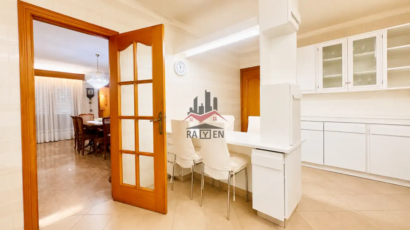Cocina de Casa o chalet en venta en Avinyonet de Puigventós con Calefacción y Jardín privado