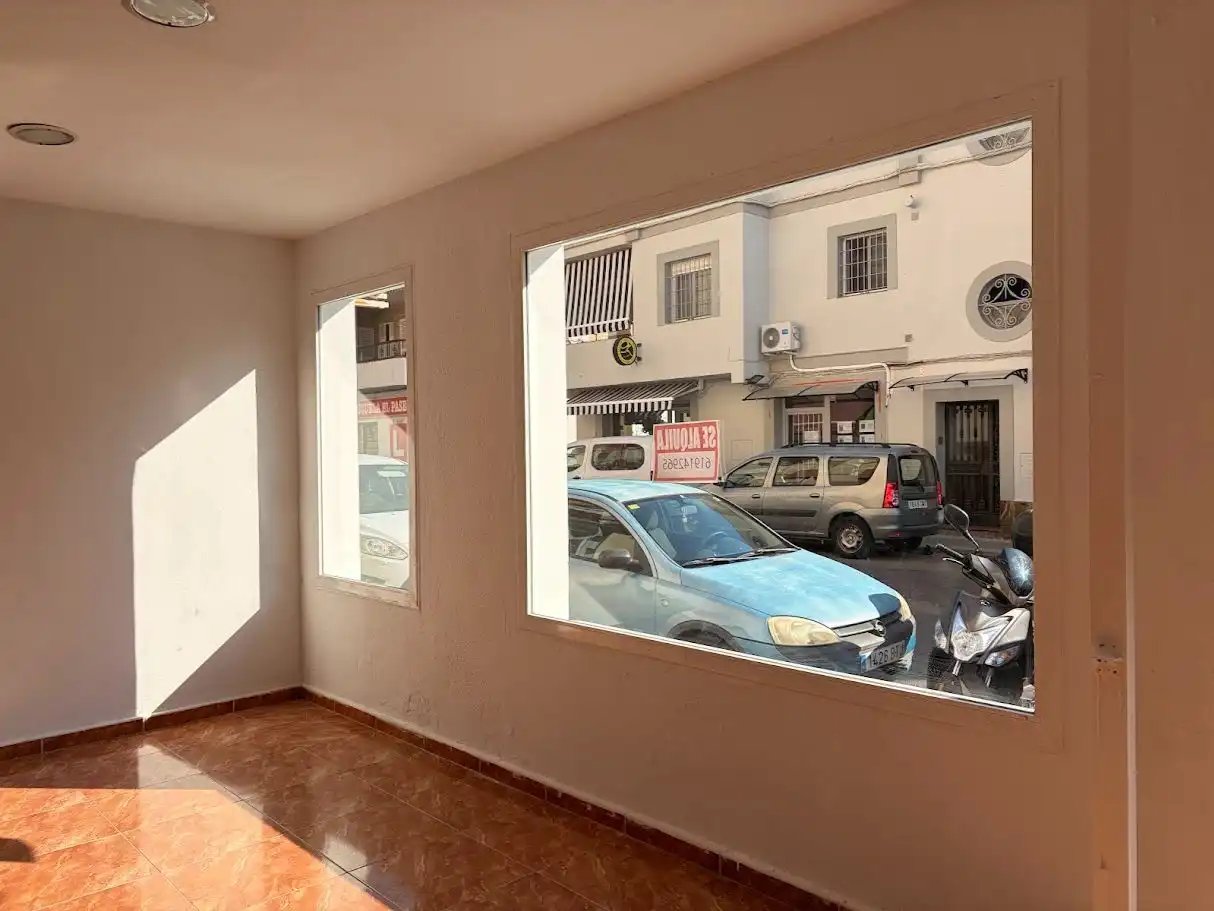 Exterior view of Commercial properties for rent in El Puerto de Santa María