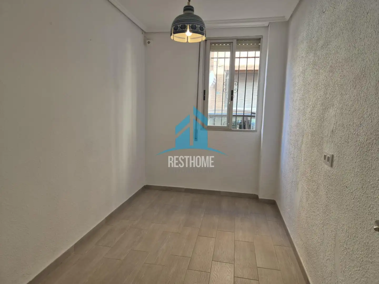 Dormitori de Casa o xalet en venda en Aldaia amb Terrassa, Traster i Balcó