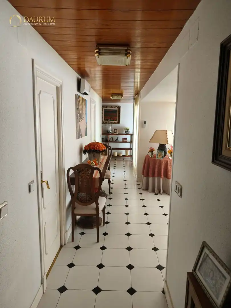 Casa adosada en venta en Boadilla del Monte con Aire acondicionado, Calefacción y Jardín privado