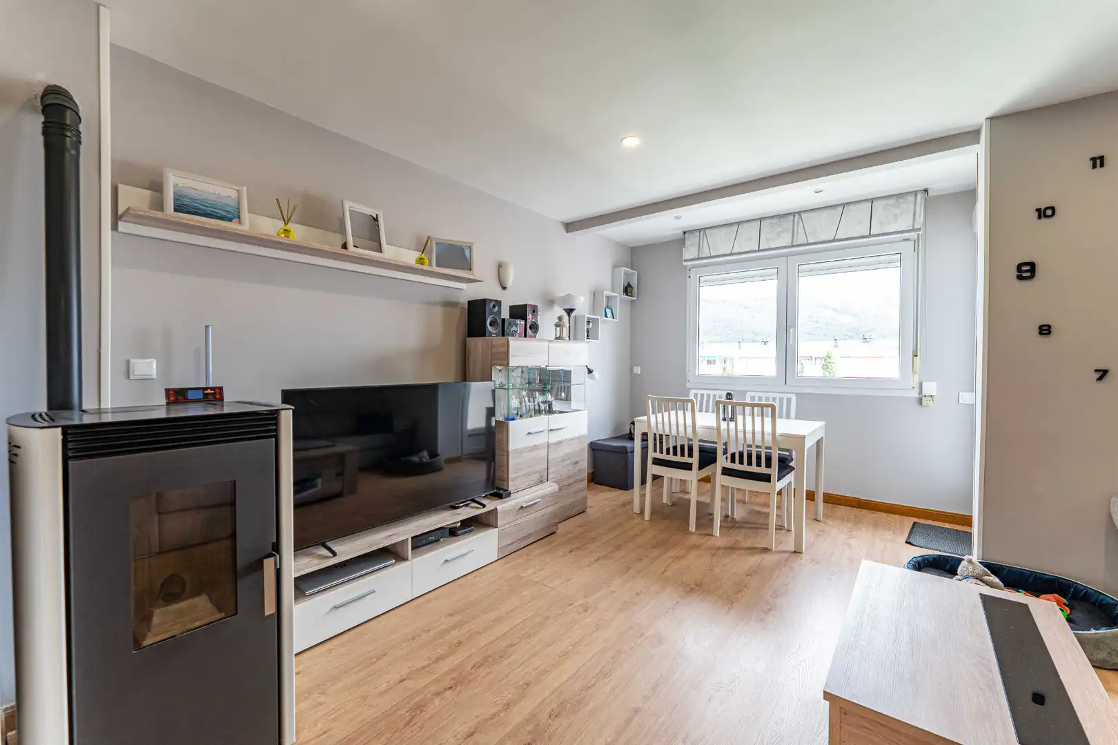 Living room of Flat for sale in Moralzarzal  with Air Conditioner, Heating and Private garden