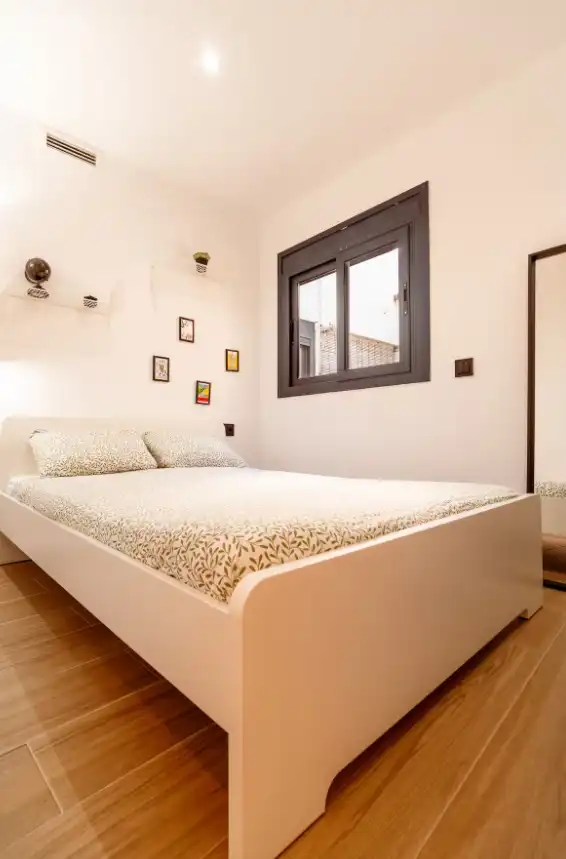 Dormitori de Àtic de lloguer en Tarragona amb Aire condicionat, Calefacció i Parquet