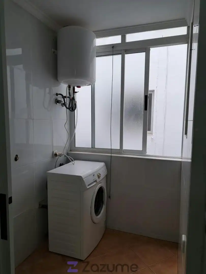 Bathroom of Flat for rent in Motril  with Oven, Washing machine and Balcony