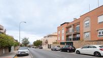 Exterior view of Flat for sale in  Granada Capital