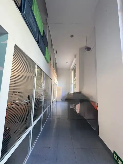 Business premises for sale in Carrer de Beatríz Tortosa, imagen 5