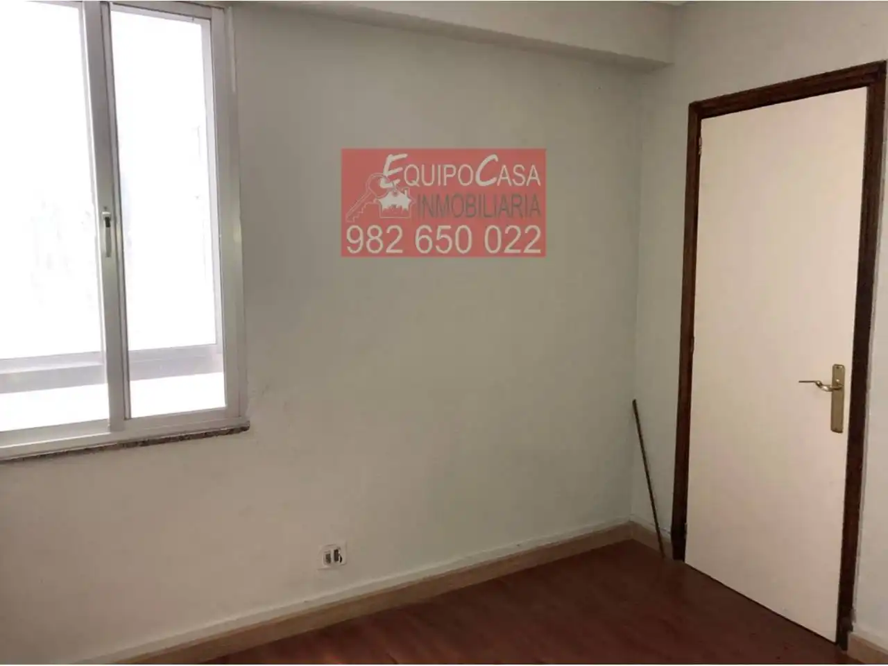 Dormitori de Apartament en venda en Lugo amb Calefacció, Traster i Alarma