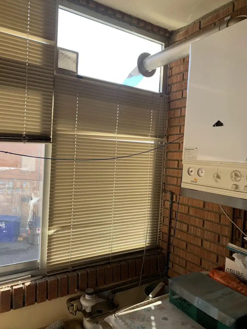 Vista exterior de Piso en venta en Benavente con Trastero