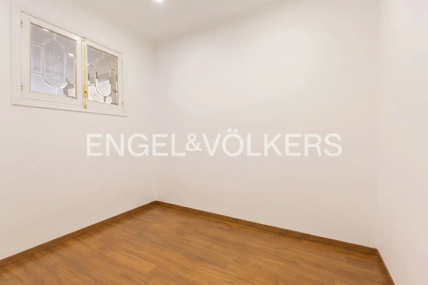 Casa adosada en venta en Valencia con Aire acondicionado, Calefacción y Parquet
