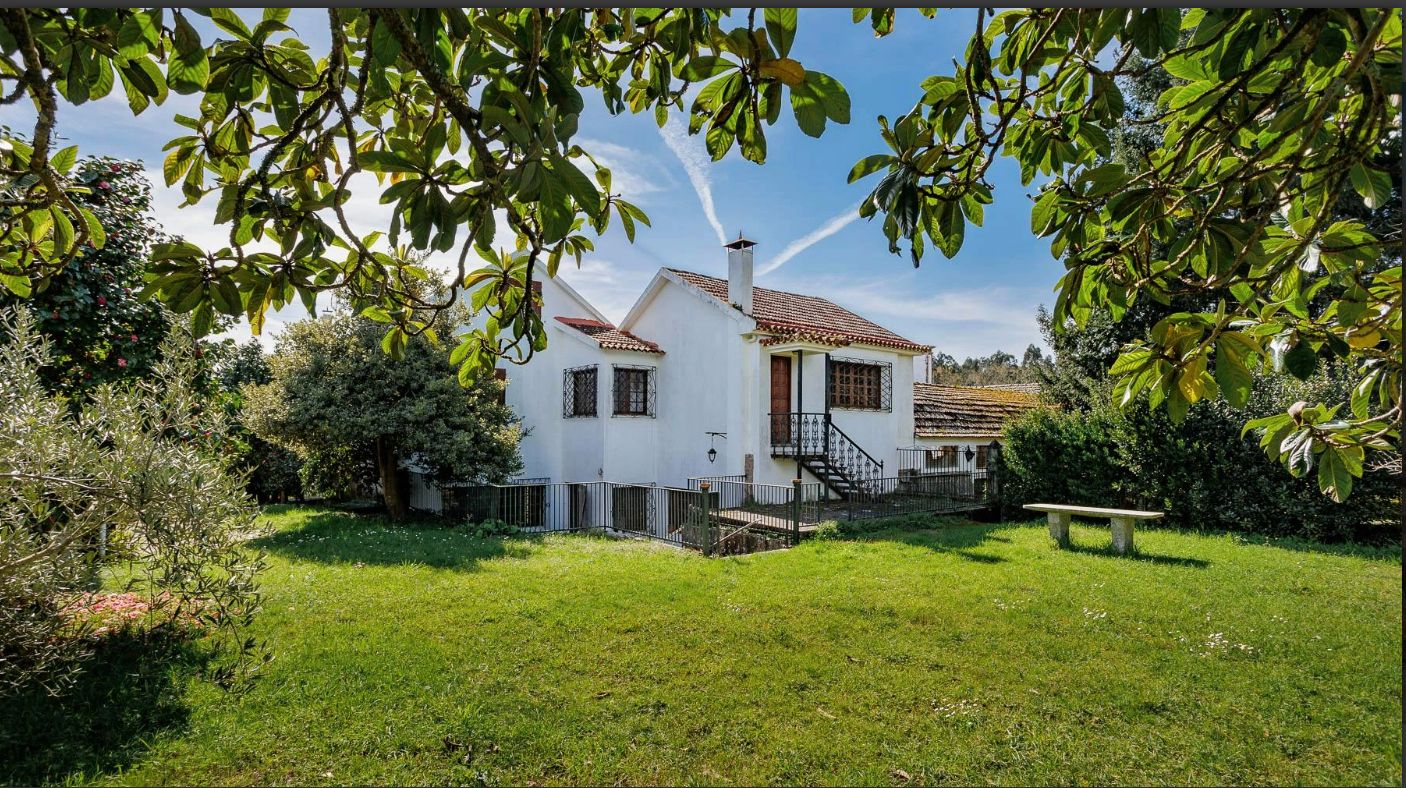 Vista exterior de Finca rústica en venda en Caldas de Reis amb Calefacció, Jardí privat i Parquet