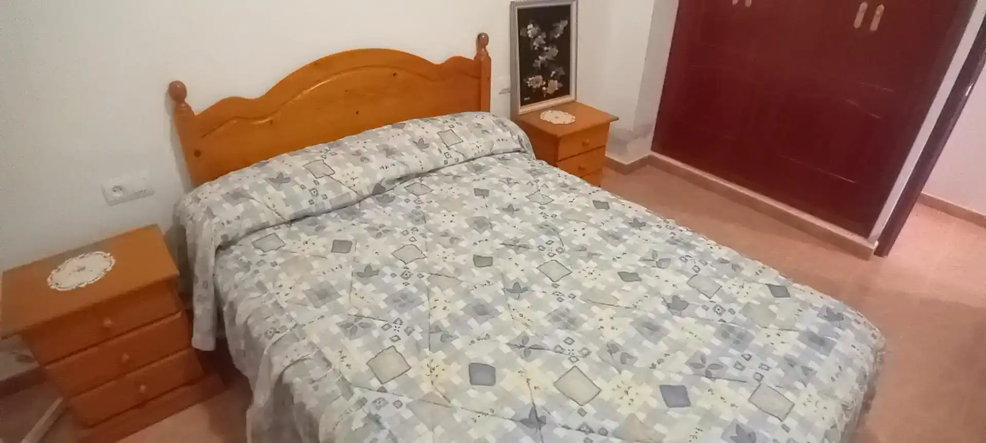 Dormitori de Finca rústica en venda en Alcuéscar amb Piscina