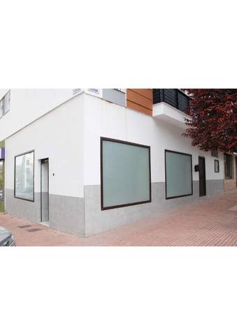 Local comercial en Venta en Juzgados - La Feria