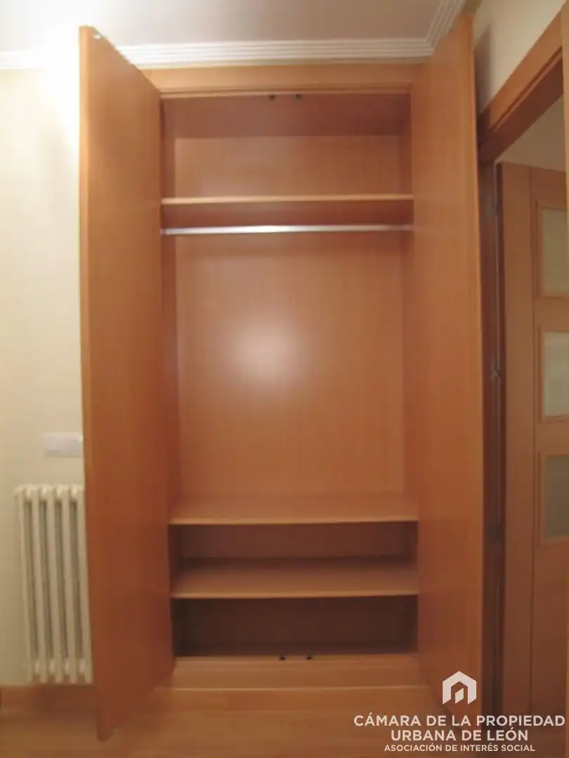 Bedroom of Flat for rent in León Capital   with Heating, Terrace and Furnished