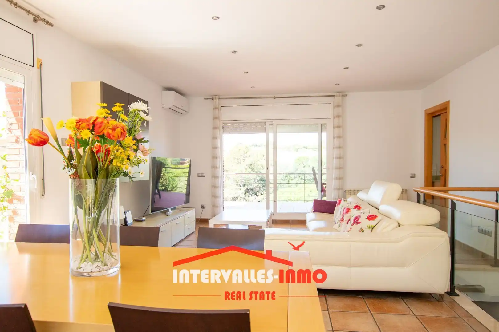 Sala de estar de Casa o chalet en venta en Caldes de Montbui con Aire acondicionado, Calefacción y Jardín privado