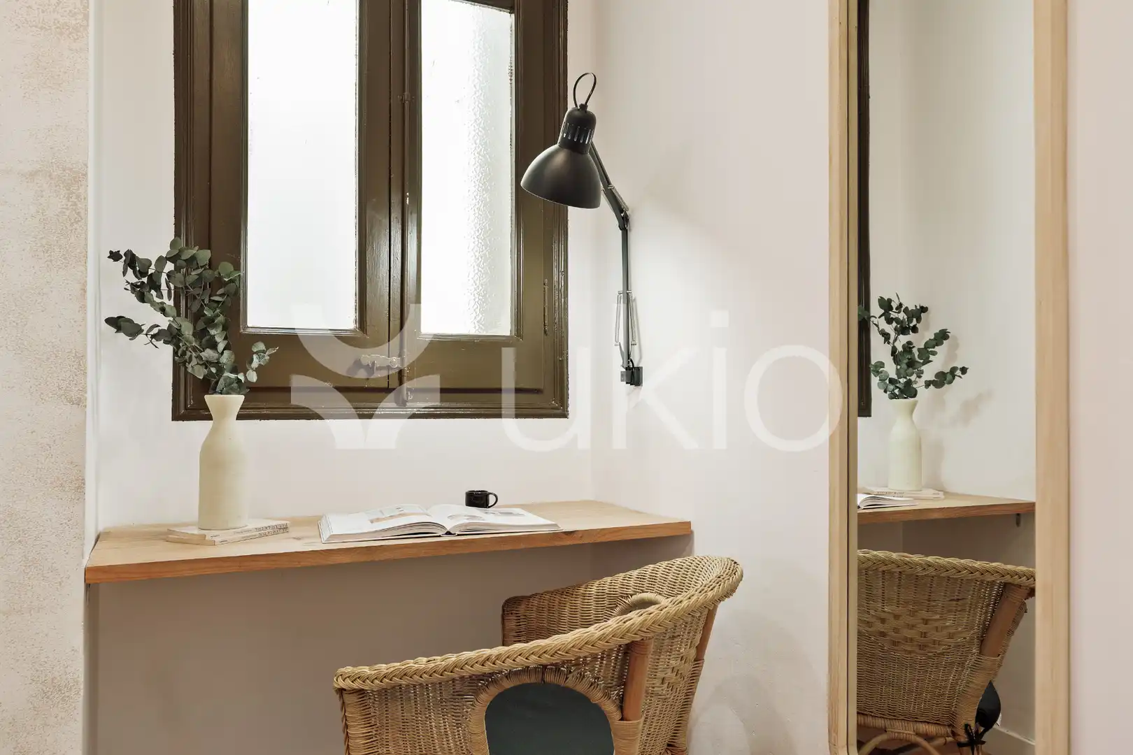 Apartamento con terraza en alquiler en Carrer de Muntaner, imagen 3